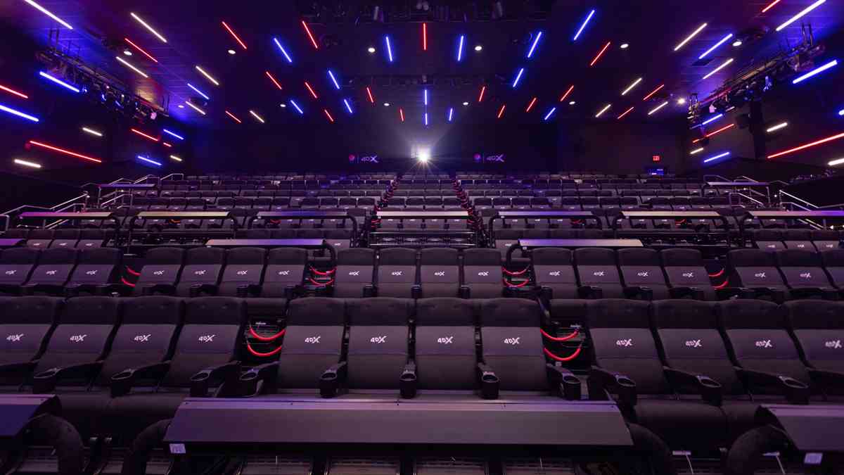 4DX